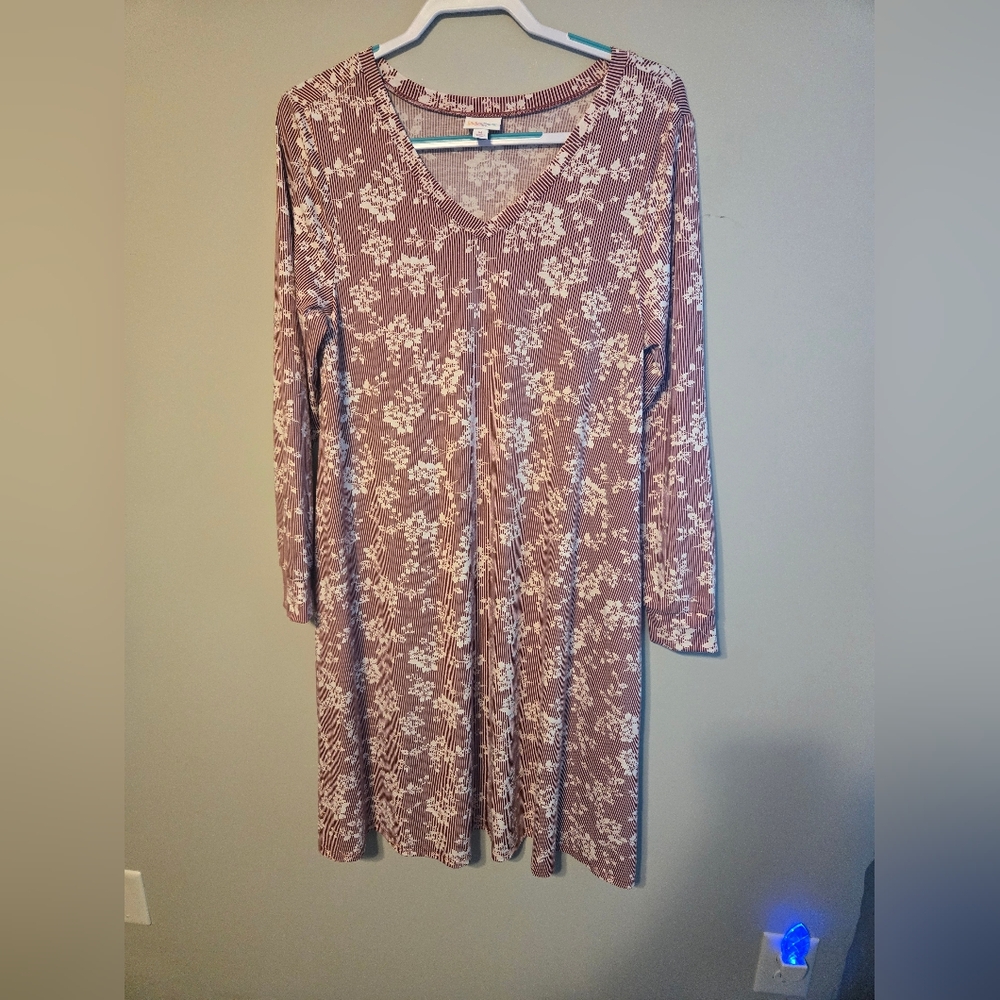 LuLaRoe Emily Cream And Maroon Red Floral Long Sleeve Dress